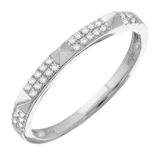 SPIKED STUD RING