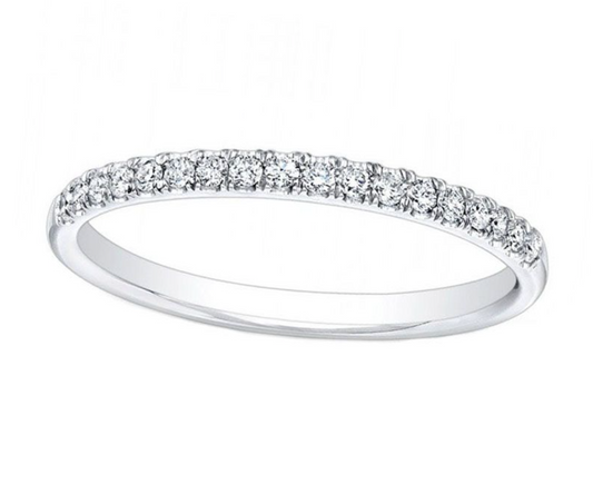 Double prong halfway Diamond band