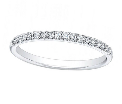Double prong halfway Diamond band