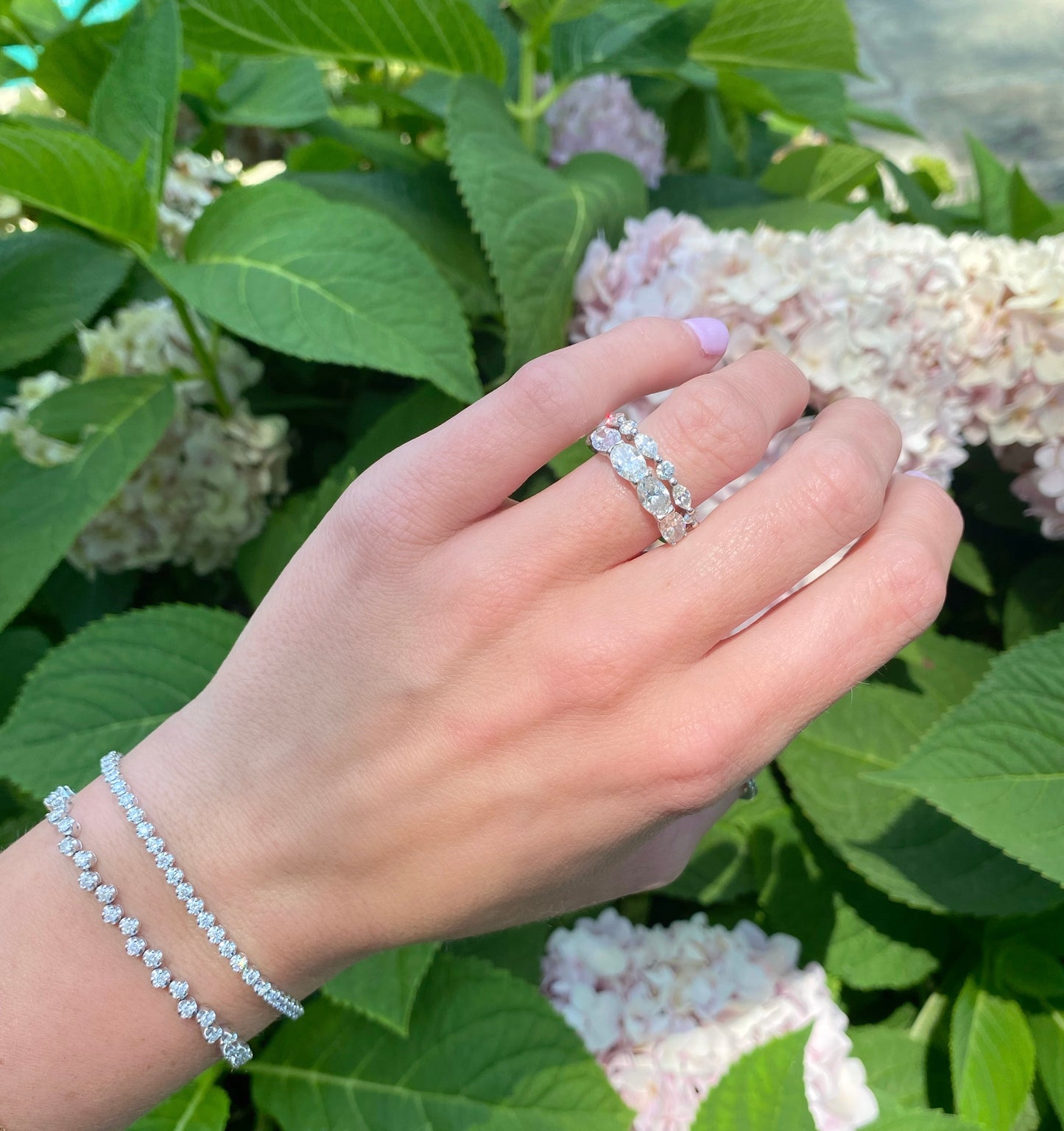 Scalloped Rounds Tennis Bracelet