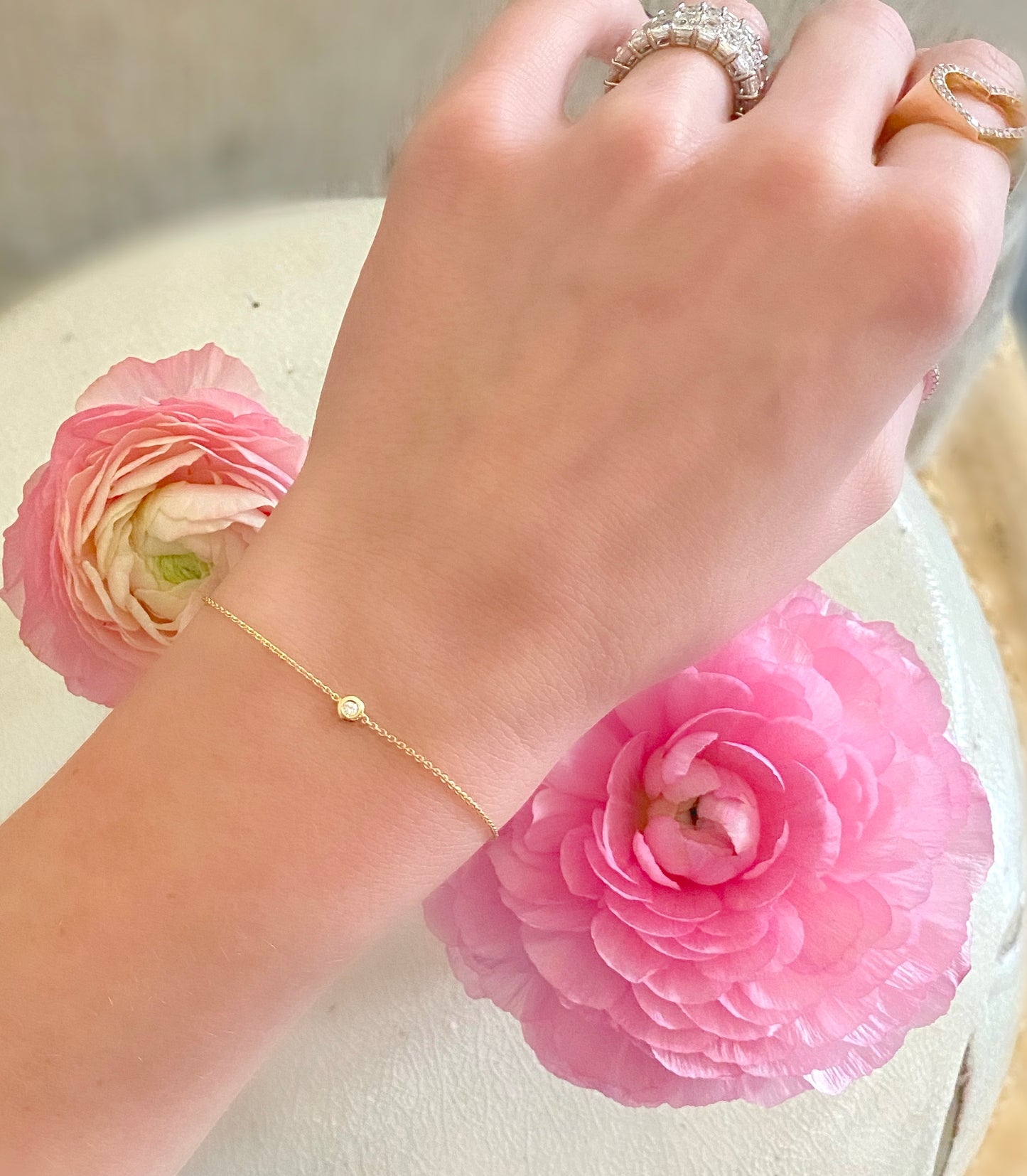SINGLE DIAMOND BEZEL BRACELET